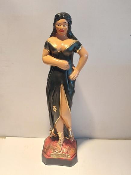 Pomba Gira Dama da Noite Imagem Dama da Noite 34cm