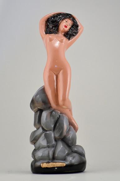Pomba Gira das Pedras Imagem Pomba Gira Sentada na Pedra