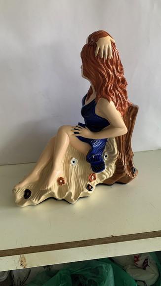 Pomba Gira Menina da Praia Imagem da Pomba Gira Sentada