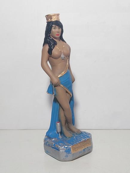 Pomba Gira Rainha da Praia Imagem Pomba Gira da Praia em Pé