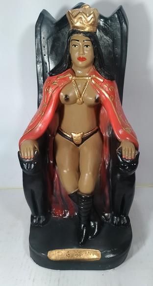 Pomba Gira Rainha no Trono Imagem Rainha Sentada no Trono