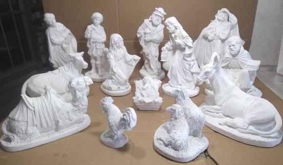 Presépio de Natal 13 Peças Esculturas Gesso Cru c/ 10 a 23cm