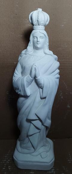 Santa Sara Imagem Santa Sara de Kali Escultura em Gesso Cru