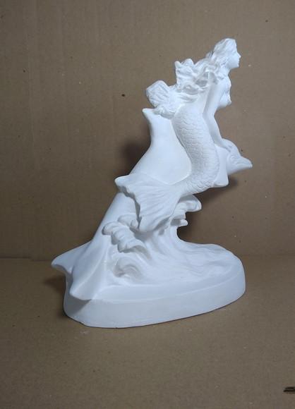 Sereia Imagem Sereia Janaina no Golfinho em Gesso Cru