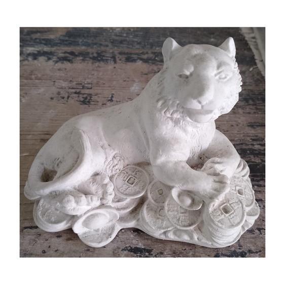 Tigre Imagem Tigre com Moedas Escultura em Gesso Cru
