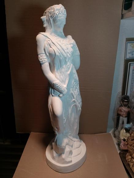 Yansã Imagem Yansã do Orixá do Candomblé Escultura Gesso Cru