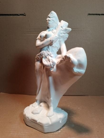 Yansã Imagem Yansa Orixá do Candomblé Escultura Modelo Novo