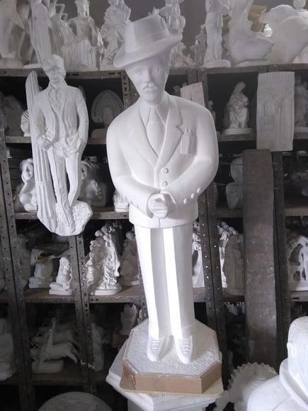 Zé Pelintra Imagem Zé Pelintra em Gesso Cru 1 Metro Altura