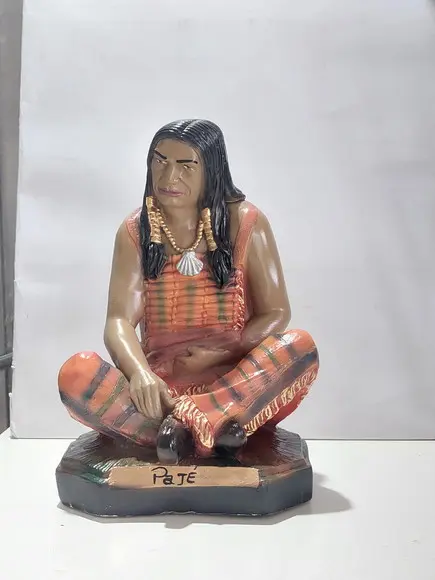 Caboclo Pajé Imagem Xamã Rompe Mato Sentado Pajé