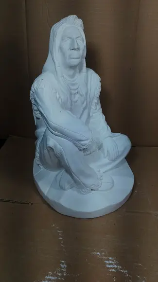 Caboclo Pajé Sentado Imagem Índio Paje Escultura Gesso Cru