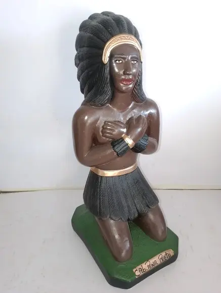 Caboclo Pena Preta Ajoelhado Imagem Pena Preta de Joelhos