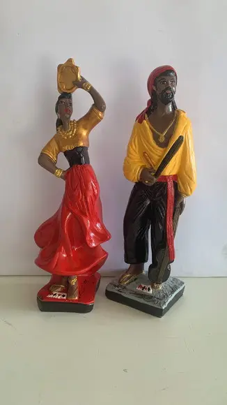 Casal de Ciganos Cigana do Pandeiro + Cigano do Violino