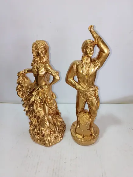 Casal de Ciganos Cigano do Ouro + Cigana 7 Saias do Ouro