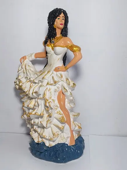 Cigana do Amor Imagem Cigana das Rosas sem Nome com Pedra
