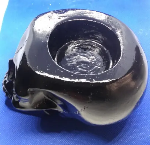 Cranio Caveira com Abertura para Colocar Vela 7 Dias Preto