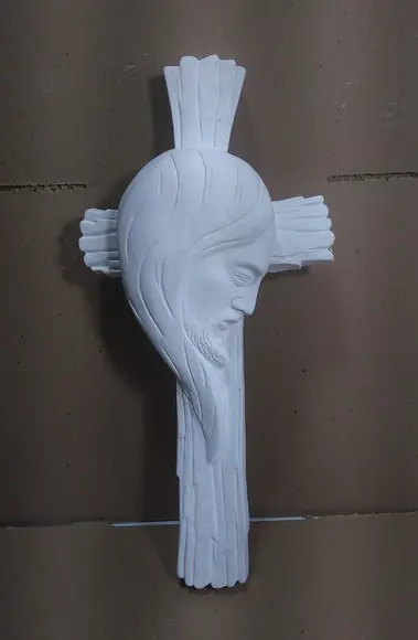 Crucifixo Imagem Rosto de Jesus Cristo Perfil na Cruz