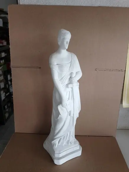 Deusa da Justiça Imagem Themis Deusa em Gesso Cru 2 Modelos