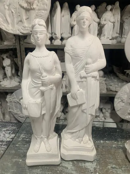 Deusa da Justiça Imagem Themis Deusa em Gesso Cru 2 Modelos