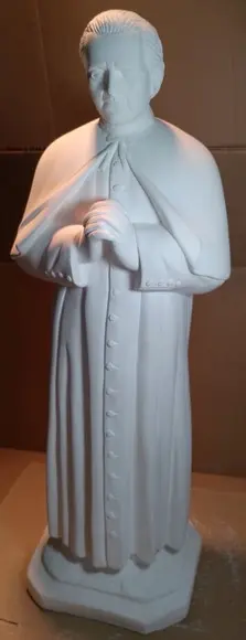 Dom Bosco Imagem Santo Dom São Bosco Escultura c/ 63cm Gesso