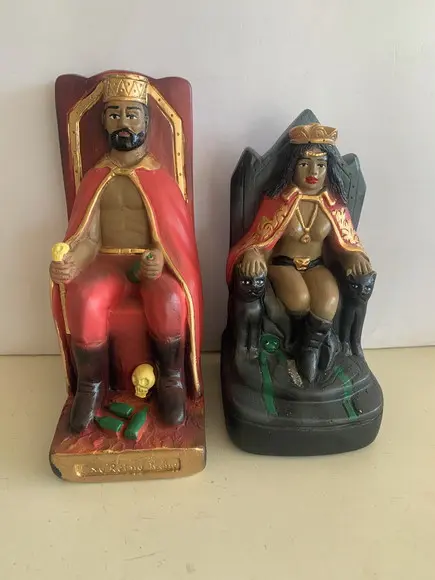 Esculta Pomba Gira Rainha no Trono + Exu Rei no Trono Casal