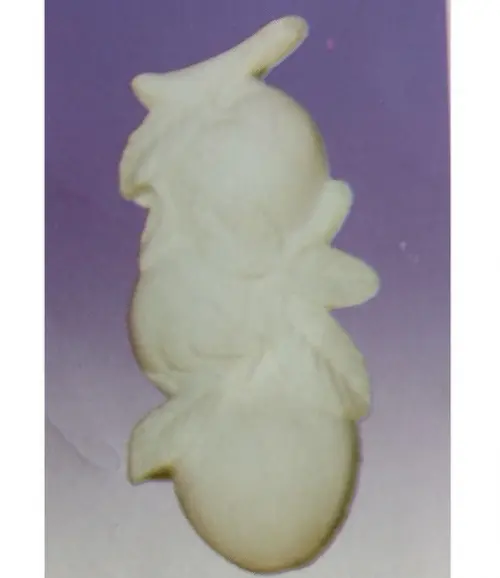 Escultura Aplique de Pêssego de Parede para Pintar em Gesso