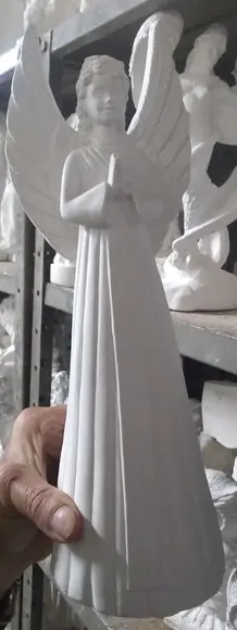 Escultura Anjo Rezando em Gesso Cru para Pintar Como Desejar