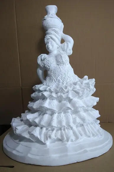 Escultura Baiana com Jarro Imagem em Gesso Cru para Pintar
