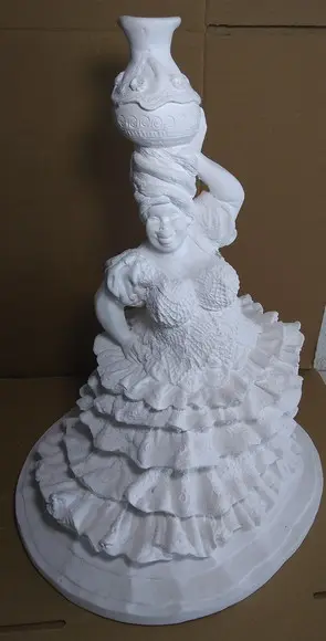 Escultura Baiana com Jarro Imagem em Gesso Cru para Pintar