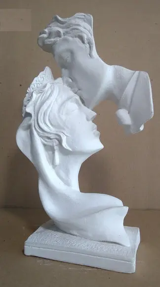 Escultura Beijo na Testa ou Alma Gêmea para Pintar
