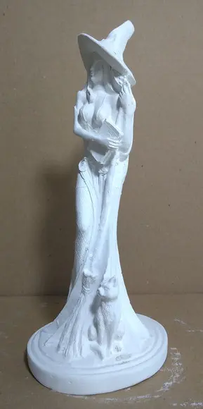 Escultura Bruxa Sabrina Imagem em Gesso Cru para Pintar