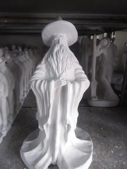 Escultura Bruxo Bruma Imagem em Gesso Cru para Pintar