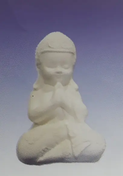 Escultura Buda Namaste imagem em gesso cru para pintar