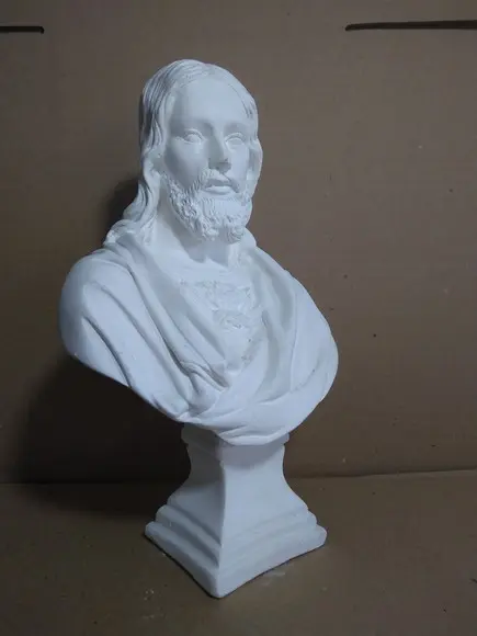 Escultura Busto Coração de Jesus Imagem em Gesso para Pintar