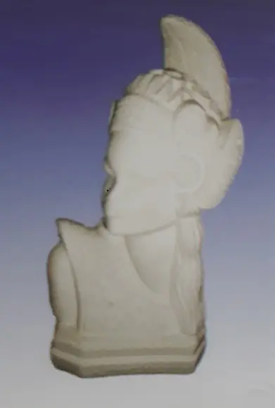 Escultura Busto da Cleópatra em Gesso Cru para Pintar