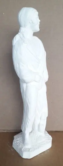 Escultura Cigano com Violino no Pé em Gesso Cru