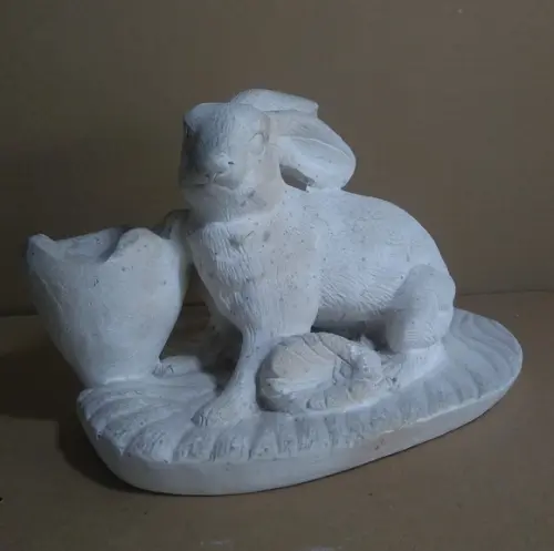 Escultura Coelho Folha Imagem em Gesso Cru para Pintar