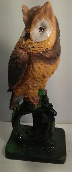 Escultura Coruja Imagem em Gesso Coruja Grande com Corrente