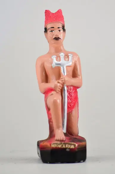 Escultura Exu Tranca Rua Ajoelhado Imagem em Gesso Grande