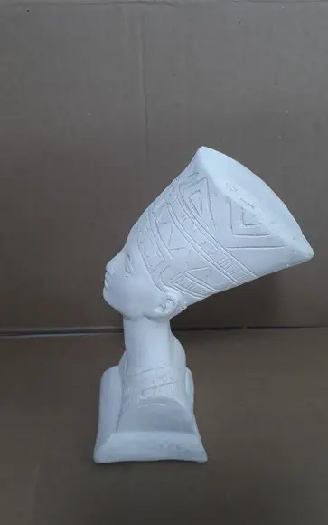 Escultura Faraó Nefrettit Imagem em Gesso Cru para Pintar