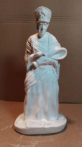 Escultura Nanã Orixá do Candomblé em Gesso Cru para Pintar