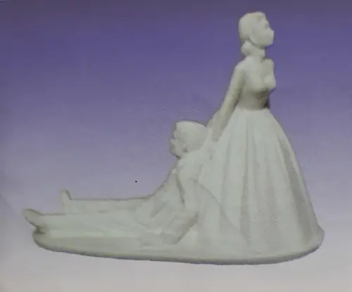 Escultura Noivo Arrastado pela Noiva em Gesso para Pintar