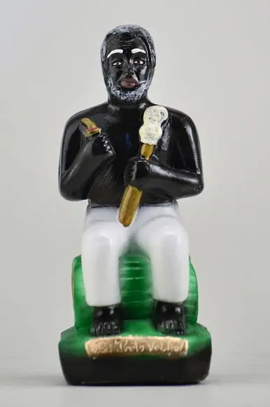 Escultura Pai Preto Velho Imagem 100% em Gesso Puro Natural