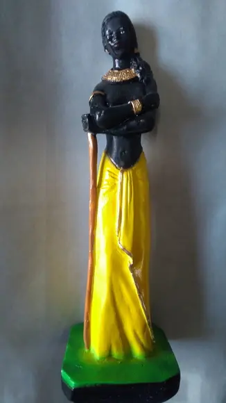 Escultura Pomba Gira Negra Imagem 100% em Gesso Puro