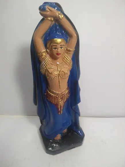 Escultura Pomba Gira da Noite Imagem 100% em Gesso Natural