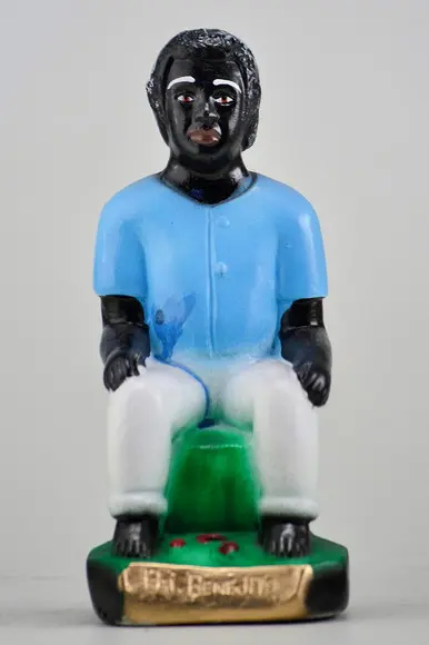 Escultura Preto Velho Pai Benedito 100% em Gesso Natural