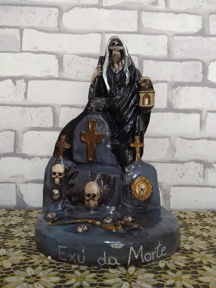 Exu da Morte Imagem Exu João Caveira Cemitério das Almas