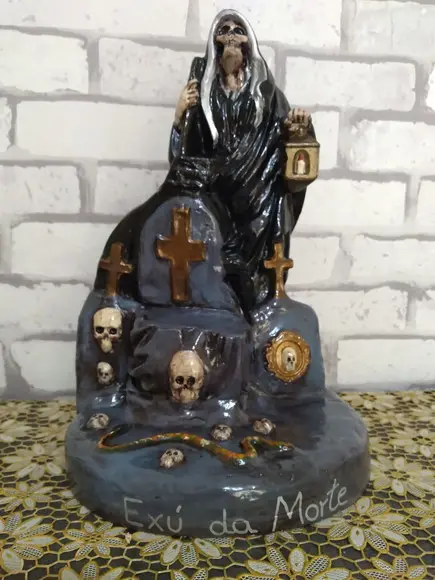 Exu da Morte Imagem Exu João Caveira Cemitério das Almas