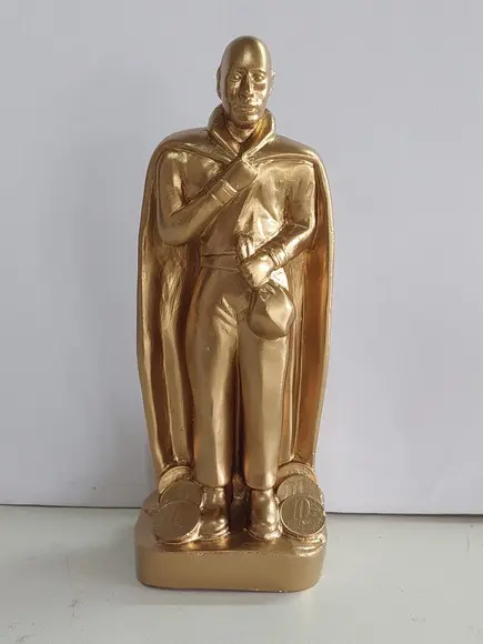 Exu do Ouro Imagem Exu do Ouro Todo em Dourado