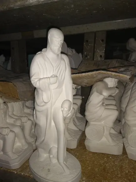 Exu João Caveira Imagem Exu Caveira em Gesso Cru