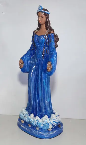 Iemanjá Imagem Yemanja Pintura Especial Pedrarias Conchinhas